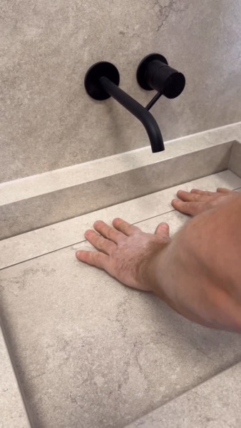 645921464 1484404379684422 4796229513272881500 N