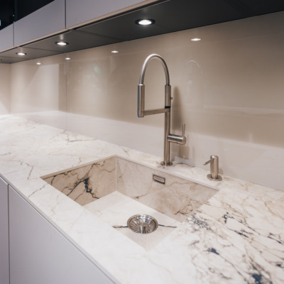 Keramik Kuechen Arbeitsplatte Spuehle Wiebe Naturstein