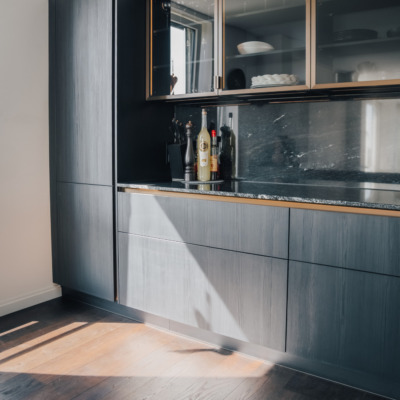 Quarz Arbeistplatte Kuecheninsel Rot Grau Wiebe Naturstein