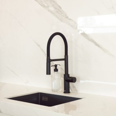 Wiebe Thiemann Dekton Marmoroptik Dekton Arbeitsplatte Kuechenarbeitsplatte Consentino Wiebe Thiemann Dekton Marmoroptik Dekton Arbeitsplatte Kuechenarbeitsplatte Consentino