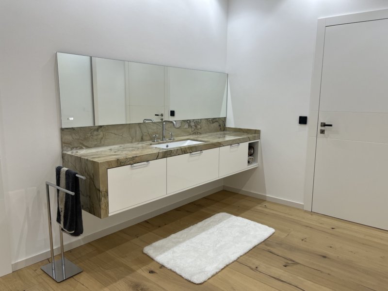 Waschtisch Mit Wange Naturstein Waschtisch Mit Wange Naturstein