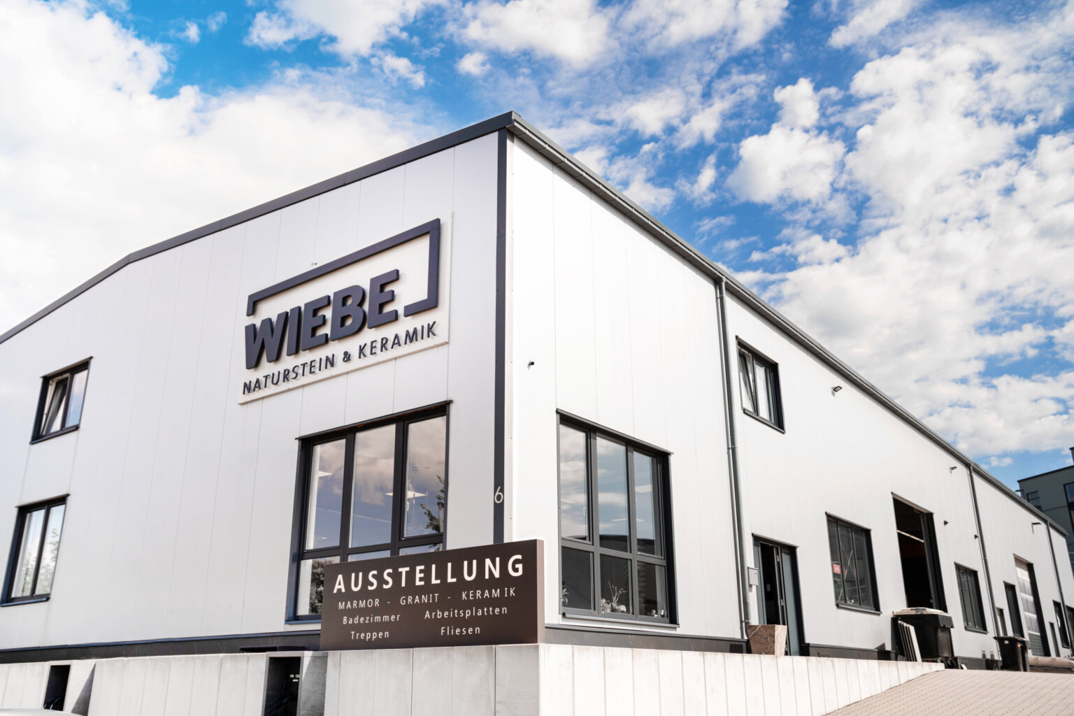 Wiebe Naturstein Keramik Badausstellung Arbeitsplatten Fugenloses Bad Fliesen Boden Wiebe Naturstein Keramik Badausstellung Arbeitsplatten Fugenloses Bad Fliesen Boden