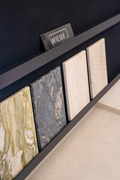 Wiebe Naturstein Keramik Steinmetz Natursteinwerk Platten Fliesen Marmor 156 Wiebe Naturstein Keramik Steinmetz Natursteinwerk Platten Fliesen Marmor 156