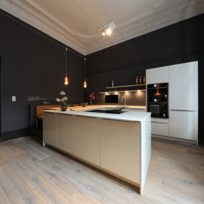 2024 06 17 Natursteinwerk Wiebe Küchen Sisting Concept Store Küche 2 © Sarah Jabs (2)