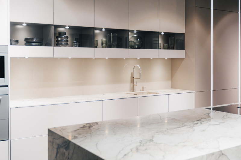 Kuechenarbeitsplatte Neolith Keramik Arbeitsplatte Stein Insel Creme.webp Kuechenarbeitsplatte Neolith Keramik Arbeitsplatte Stein Insel Creme.webp