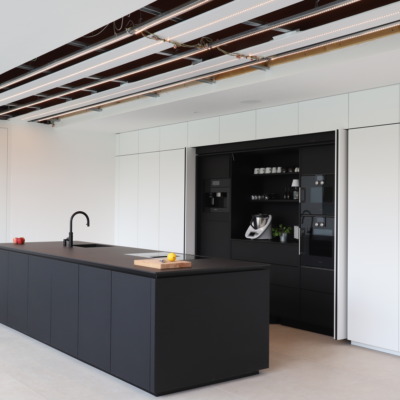 Kuechenarbeitsplatte Schwarz Keramik Robust Pflegeleicht Hitzbeständig Kuecheninsel Pocket Doors (7)