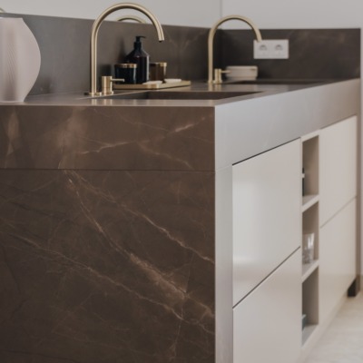 Waschtisch Mit Wangen Keramik Stein Waschbecken.webp