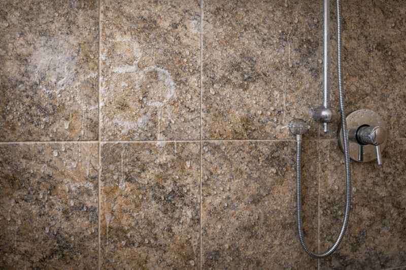 Kalkflecken Auf Naturstein In Der Dusche Entfernen