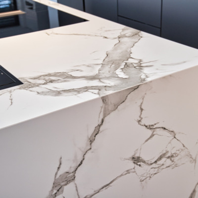 Dekton Wange Maserung