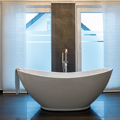 Granit Badezimmer Freistehende Badewanne Badezimmer Schwarz Naturstein.jpg
